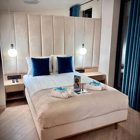 White Glove Prestige Tarasy Baltyku Plaza Гданьск
