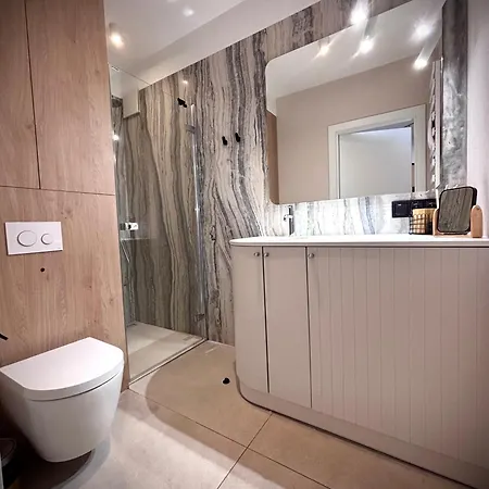 White Glove Prestige Tarasy Baltyku Plaza