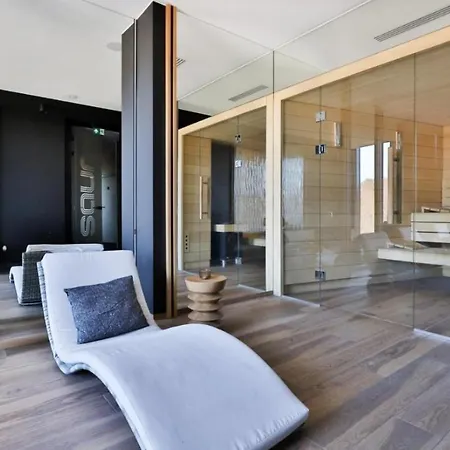 White Glove Prestige Tarasy Baltyku Plaza *